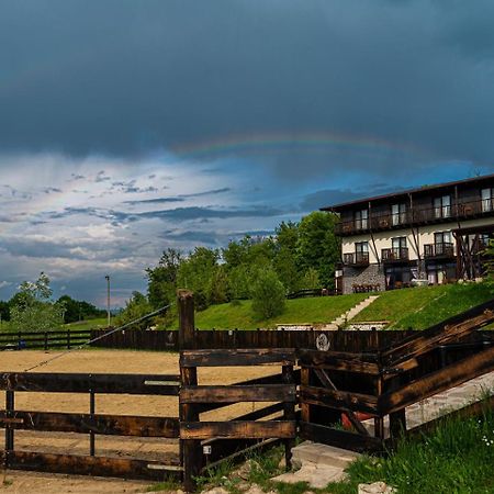 Hotel Potcoava Mountain Hideaway à Runcu  Extérieur photo